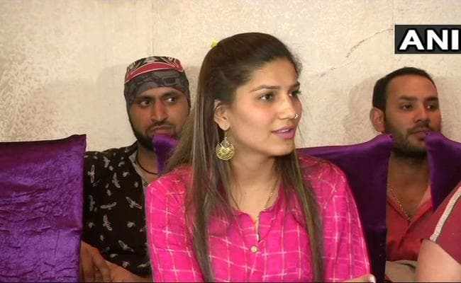 VIDEO : कांग्रेस में नहीं जाऊंगी, प्रचार भी नहीं करूंगी, बोली सपना चौधरी