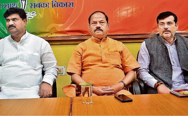 रांची : चुनाव संचालन समिति की बैठक में मुख्यमंत्री ने कहा, सरकार का काम मतदाताओं तक पहुंचाएं