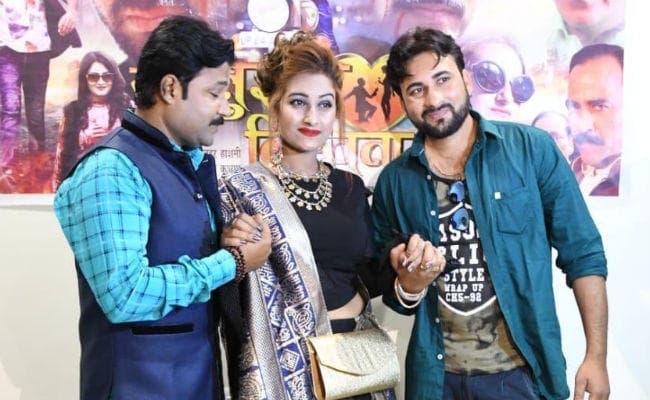 भोजपुरी फ़िल्म ‘रब तुझमें दिखता है’ का भव्‍य मुहूर्त पटना में संपन्न