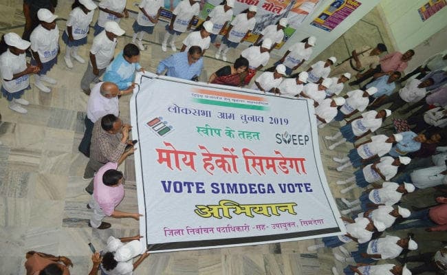 ''मोय हेकों सिमडेगा'' मतदाता जागरूकता अभियान की शुरुआत