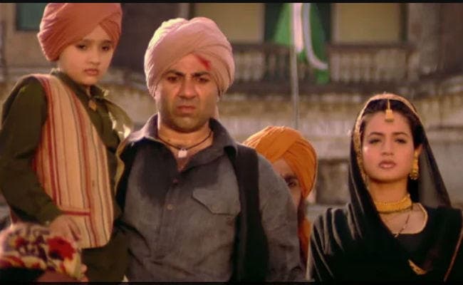 बॉलीवुड का बड़ा गंतव्य बना UP: यहां ''शूट'' हुई कई फिल्मों ने बनाया बॉक्स ऑफिस का रिकॉर्ड