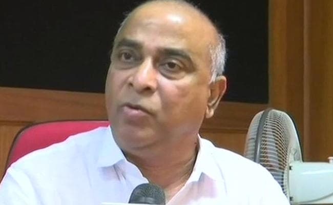 एमजीपी में विभाजन के बाद अजगांवकर को गोवा का उपमुख्यमंत्री बनाया गया