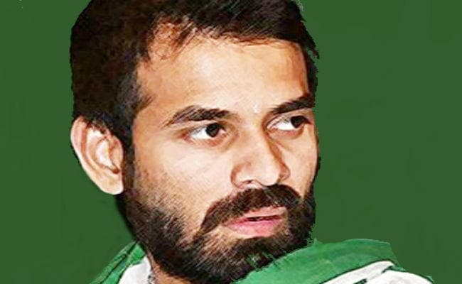 तेज प्रताप यादव ने छात्र राष्ट्रीय जनता दल के संरक्षक पद से दिया इस्तीफा, कहा- कौन कितना पानी में है, सबकी खबर है मुझे...