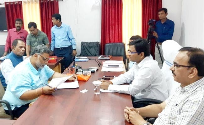 JAP प्रत्याशी के रूप में पप्पू यादव ने दाखिल किया नामांकन, डेढ़ करोड़ से अधिक के हैं कर्जदार, आठ लाख देते हैं पॉलिसी की प्रीमियम