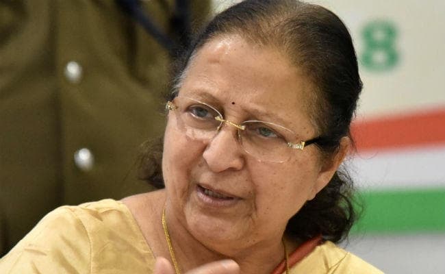 इंदौर : ....जब टिकट की घोषणा से पहले ही ताई ने संभाल लिया मोर्चा, इधर भाजपा की घोषणा के इंतजार में है कांग्रेस