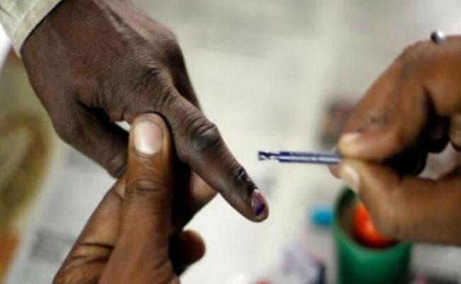 देश में एक साथ लोकसभा व विधानसभा चुनाव की जरूरत