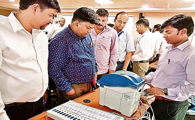 मतदाताओं को सहयोग करेंगे वोलेंटियर, 18 वर्ष से कम उम्र के वोलेंटियर की स्वैच्छिक सेवा लेने का दिया गया निर्देश