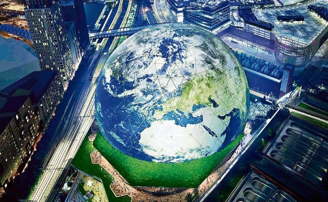 ब्रिटेन में 300 फुट ऊंचा म्यूजिक वेन्यू 21500 लोग लेंगे संगीत का मजा