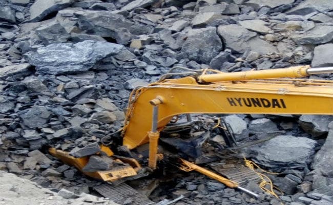 बरकट्ठा के एक व्यक्ति की मुंबई में पत्‍थर के खान में दबने से मौत