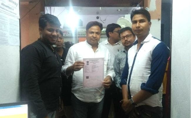 चाईबासा : शहर में खुला पहला ई-स्टाम्प विक्रय केंद्र, लोगों को मिलेगी सुविधा