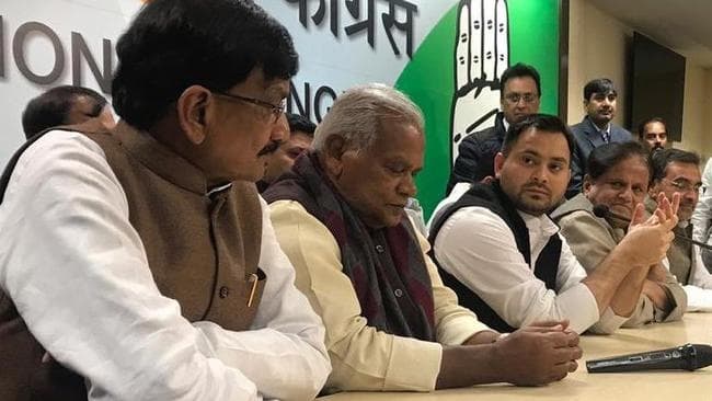 महागठबंधन की पार्टि‍यों में सीटों के बंटवारे को लेकर टंटा, झेलनी पड़ेगी अपनों की नाराजगी