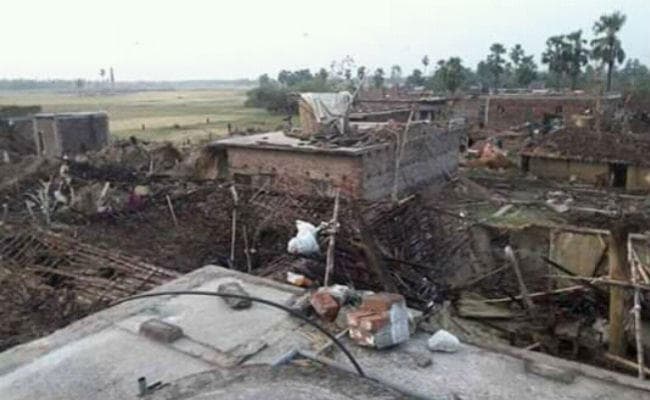 नेपाल में आंधी-तूफान का कहर, तीस लोगों की मौत और 400 से अधिक लोग घायल