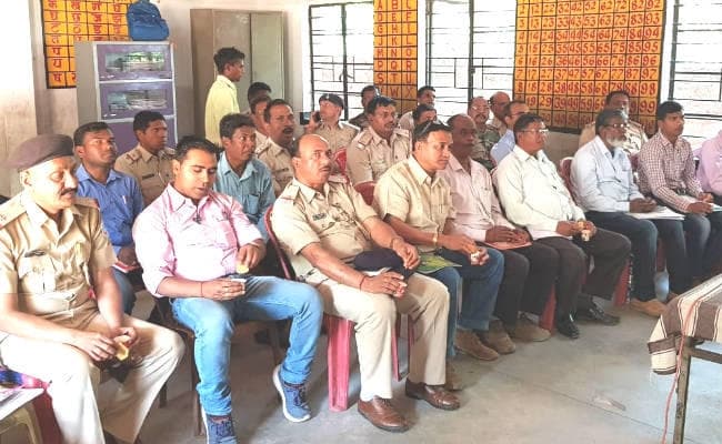 सिमडेगा : पुलिस पदाधिकारियों/सेक्टर मजिस्ट्रेटों को दिया गया प्रशिक्षण