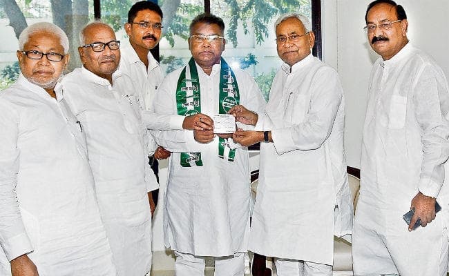 रांची : सालखन मुर्मू जदयू में शामिल