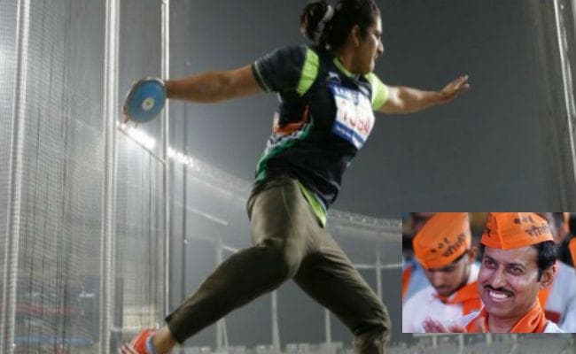 खिलाड़ी Vs खिलाड़ी: केंद्रीय खेल मंत्री राज्यवर्धन सिंह को टक्कर देंगी राष्ट्रमंडल खेलों की स्वर्ण पदक विजेता कृष्णा