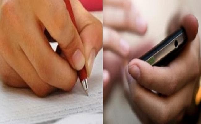 बिहार : मैट्रिक में नंबर बढ़ाने के लिए छात्रों से मांगे जा रहे फोन पर पैसे, जांच की मांग