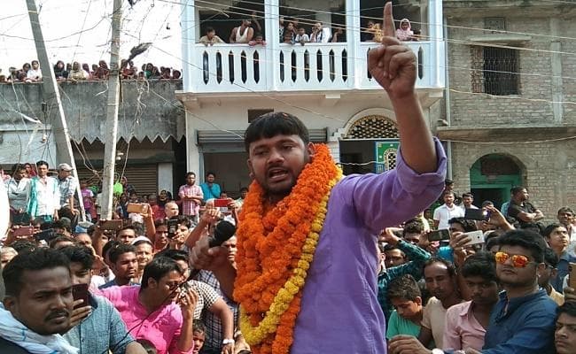 लोकसभा चुनाव : कन्हैया के रोड शो का विरोध, काले झंडे दिखाये