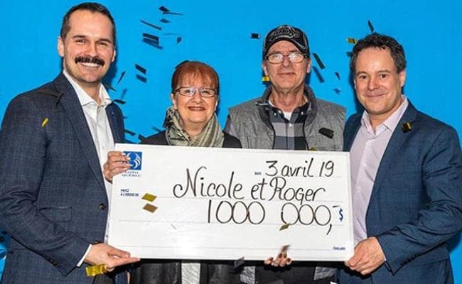 किताब के बंद पन्नों से मिले एक टिकट ने बनाया करोड़पति