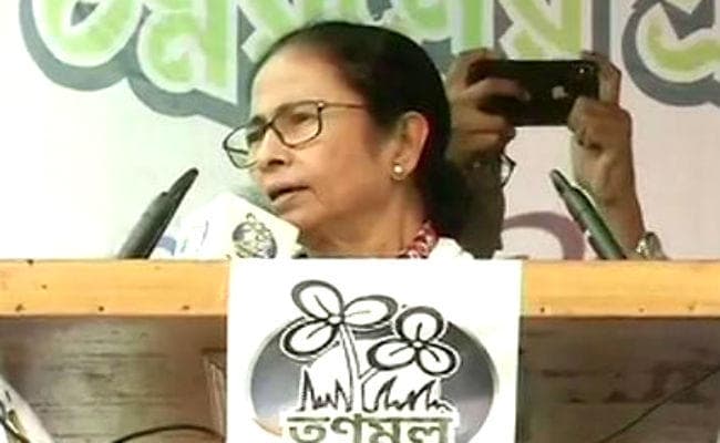 मोदी का ''बेटी बचाओ, बेटी पढ़ाओ'' असफल, बंगाल के ''कन्याश्री'' को मिला UN पुरस्कार : ममता