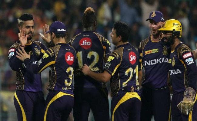 IPL KKRvsRCB : कोहली-एबी की पारी बेकार, आरसीबी की पांचवीं हार IPL KKRvsRCB : कोहली-एबी की पारी बेकार, आरसीबी की पांचवीं हार