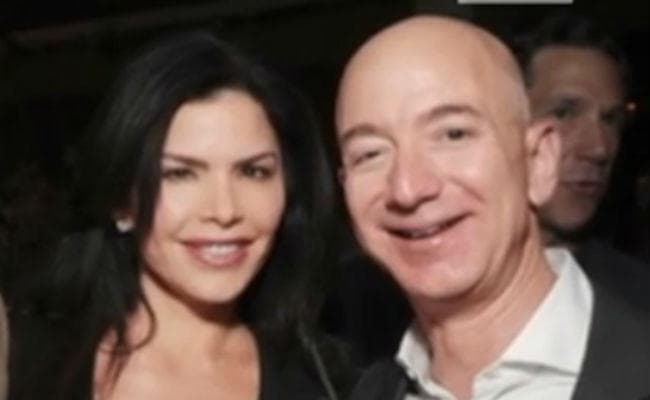 बेजोस के तलाक के बाद प्रेमिका लॉरेन सांचेज ने भी तलाक के लिए किया आवेदन