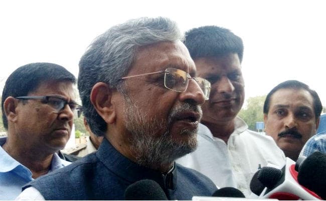 सुशील मोदी बोले, लालू की किताब में घिसी-पिटी बातें, ”वे” जेल के भीतर रहें या बाहर, फर्क नहीं पड़ता, …देखें वीडियो