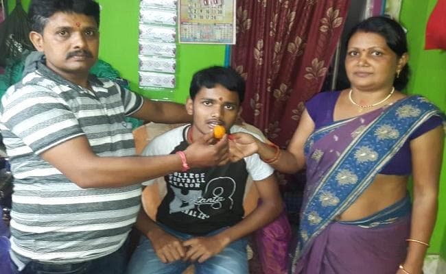 Bihar Board Martic Result : Topper सावन राज बनना चाहते है IAS, 15 घंटे की परिश्रम ने बनाया टॉपर