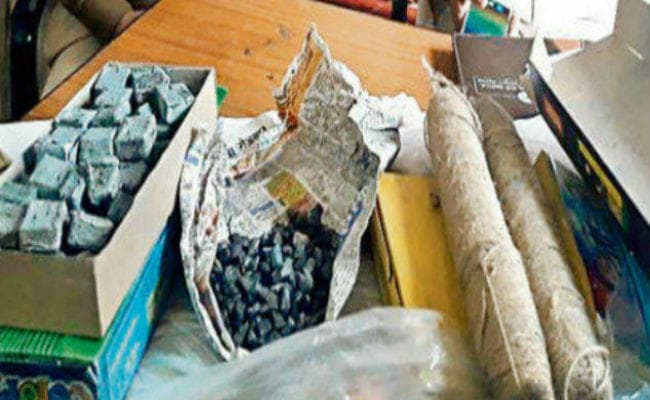 महुआटांड़ : झुमरा में नक्सलियों का बंकर ध्वस्त, विस्फोटक बरामद