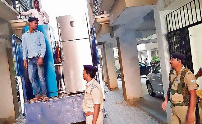 रांची : डबल मर्डर में लोकेश चौधरी एमके सिंह के घर की कुर्की