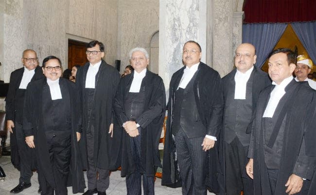 पटना हाईकोर्ट को मिले छह और स्थायी जज, चीफ जस्टिस ने दिलायी शपथ, पटना लॉ कॉलेज के एक ही बैच के सात छात्र हाईकोर्ट में जज