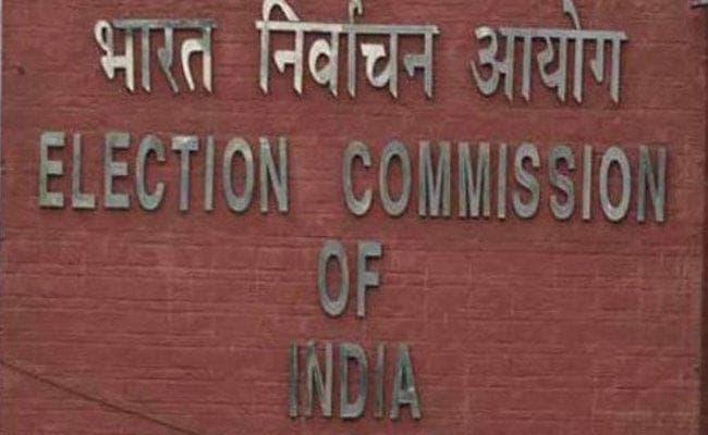 चुनाव आयोग ने कहा - वीवीपैट की पर्चियों के पांच गुना अधिक मिलान से मतगणना ज्यादा लंबित नहीं होगी