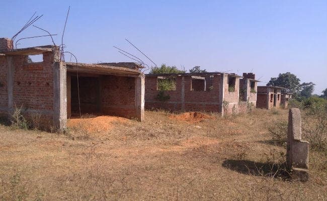 परमवीर चक्र विजेता के प्रखंड में नहीं है अस्पताल, बीमार पड़ने पर इलाज कराने छत्तीसगढ़ जाते हैं लोग