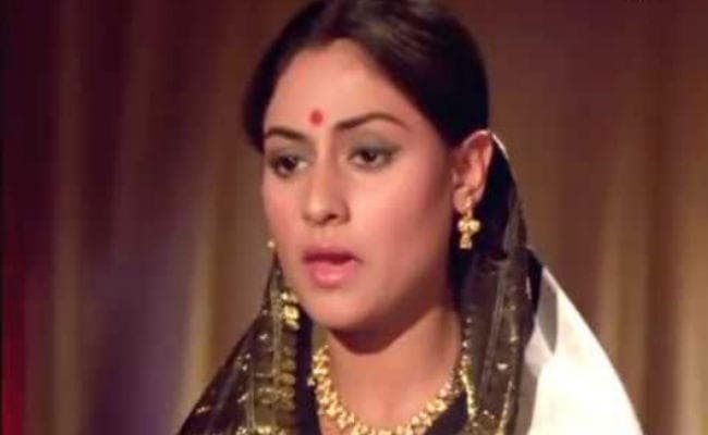 जन्‍मदिन: जया बच्चन ने सादगी और अभिनय से जीता लोगों का दिल, जानें ये खास बातें