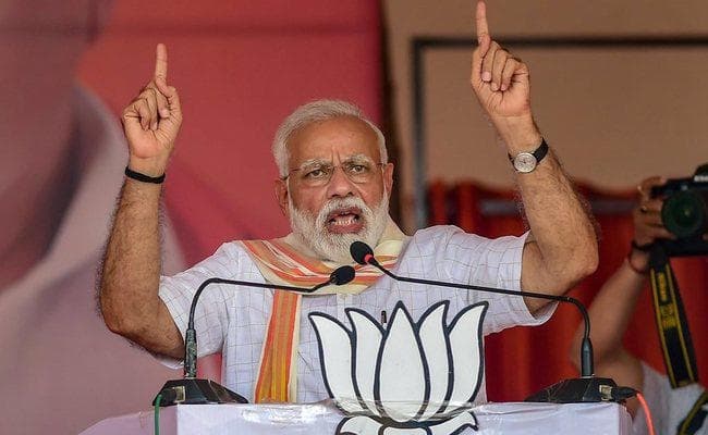 मोदी ने पहली बार वोटर बने युवाओं का किया आह्वान, अपना पहला वोट शहीद जवानों को समर्पित करें