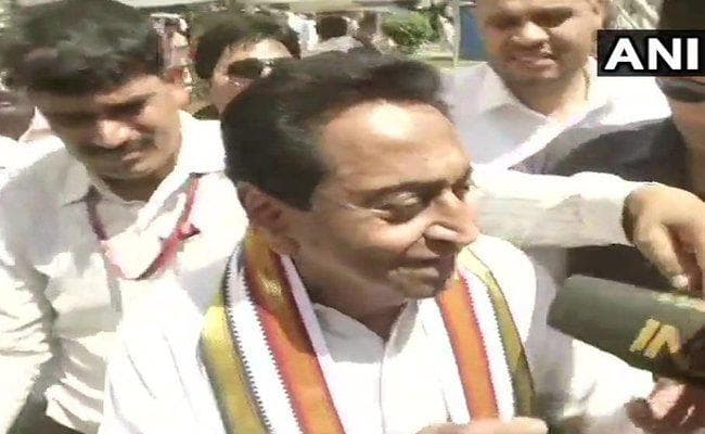 कमलनाथ के सहयोगियों व अन्य के ठिकानों पर छापेमारी में 281 करोड़ बरामद, EC से मिले CBDT चेयरमैन