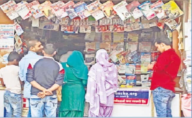 खाली हो रहे अभिभावकों की जेब, आलीशान हो रहे निजी स्कूलों के भवन