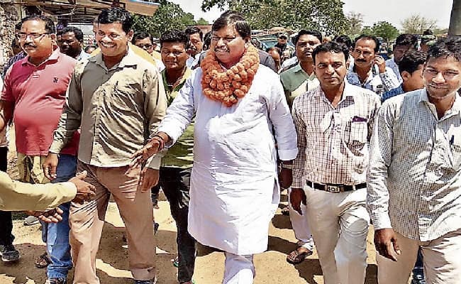 खरसावां : खूंटी से भाजपा प्रत्याशी अर्जुन मुंडा ने कहा, मोदी के नेतृत्व में बनेगी देश में बहुमत की सरकार