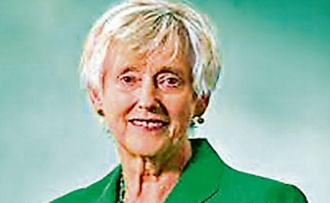 ब्रिटिश खुफिया एजेंसी की पूर्व चीफ स्टेला का दावा- शीत युद्ध में रूस ने जासूसी के लिए किया था संपर्क