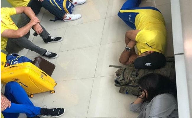 महेंद्र सिंह धौनी ने केकेआर के साथ मैच के बाद किया यह ट्‌वीट ...