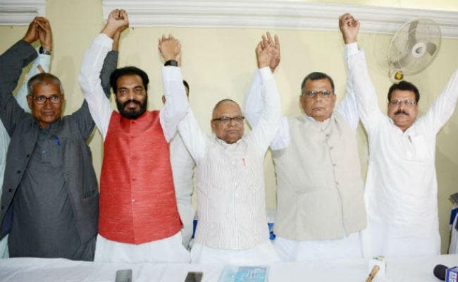 लोकसभा चुनाव : RJD के पूर्व सांसद, पूर्व विधान पार्षद समेत कई नेताओं ने छोड़ी पार्टी, अतिपिछड़ों की अनदेखी का लगाया आरोप