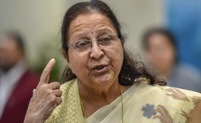 सुमित्रा महाजन ने कहा - राजनीति में तय नहीं की जा सकती सेवानिवृत्ति की उम्र