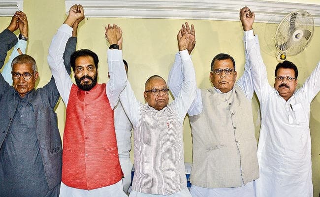 पटना : मंगनीलाल मंडल व रामबदन सहित आधा दर्जन नेताओं ने राजद छोड़ा