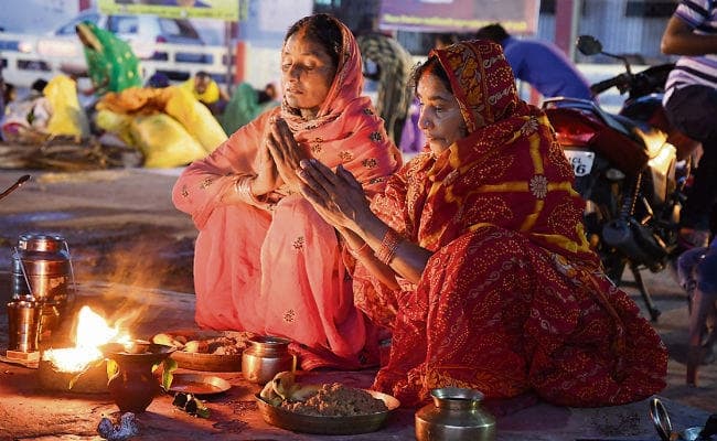 आज डूबते हुए सूर्य को देंगे अर्घ, शुक्रवार को समाप्त होने तक चलेगा 36 घंटे का छठ महापर्व