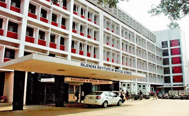 रांची : निजी प्रैक्टिस करनेवाले डॉक्टरों पर कमेटी बनाकर की जायेगी कार्रवाई