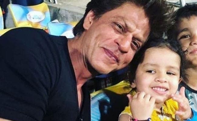 धौनी की लाडली जीवा संग शाहरुख की ये क्‍यूट तसवीर