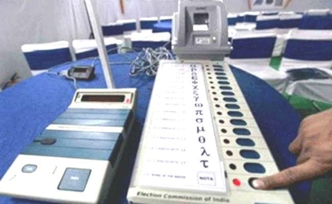 रांची : लोकसभा चुनाव के लिए दूसरे दिन 8 उम्मीदवारों ने खरीदा नामांकन पत्र