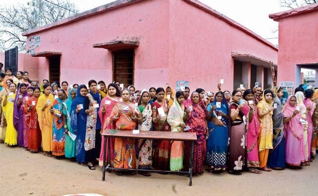 पहला चरण : नवादा, जमुई, औरंगाबाद और गया में हुआ मतदान, पड़े 53 फीसदी वोट, 2.27% पिछली बार से अधिक