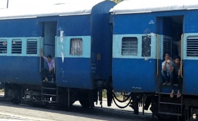 पटना : भागलपुर-गांधीधाम के बीच चलेगी समर स्पेशल ट्रेन