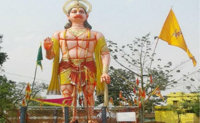 गुमला में 1932 में मशाल जलाकर निकाला गया था रामनवमी जुलूस, तब होता था एक ही अखाड़ा, अब 28