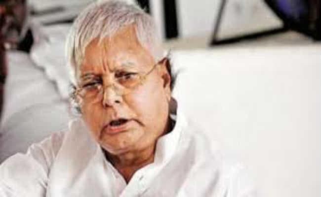 जदयू ने लालू पर जेल से फोन पर बात करने का लगाया आरोप, राजद ने किया खंडन